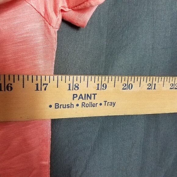 Color Story Small Peach Coral Single Pocket Tee High Low Short Sleeve NWOT - Picture 10 of 10